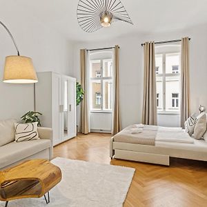 Cozy Apartments - 4 Min U6 Josefstaedterstrasse
